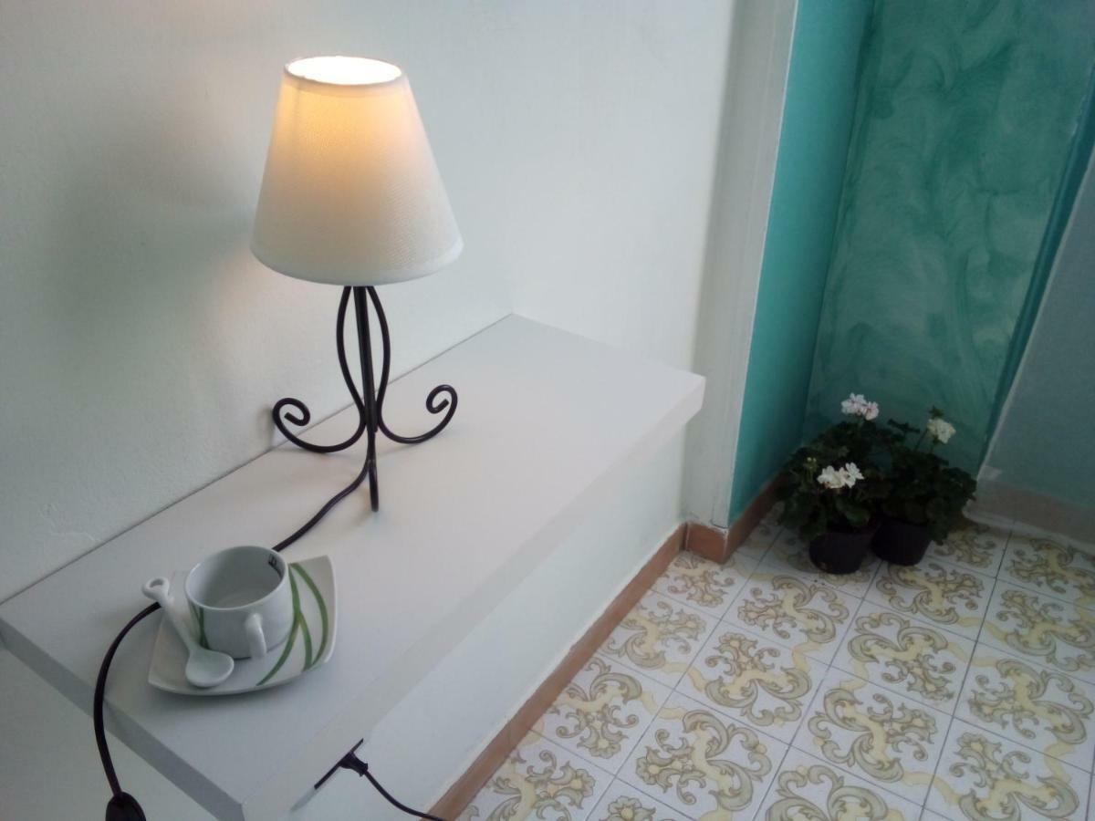 Hotel Bed & Breakfast La Terrazza à Latina Extérieur photo